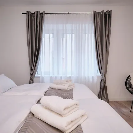 Lamer Luxus-suite Von Litto By Interhome 公寓