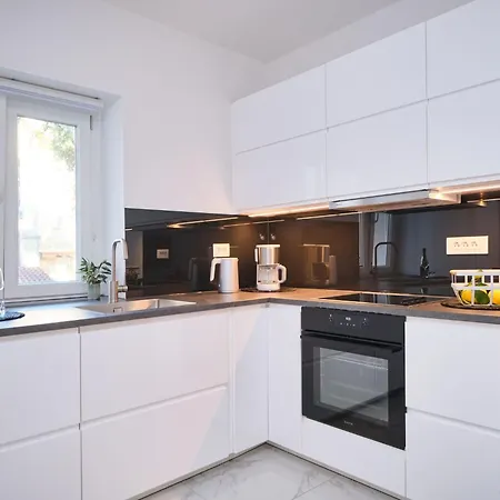 公寓 Lamer Luxus-suite Von Litto By Interhome 斯普利特