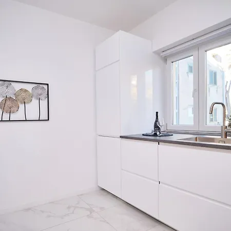 Lamer Luxus-suite Von Litto By Interhome 公寓 斯普利特