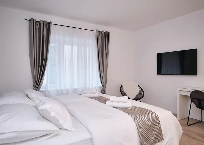 Lamer Luxus-suite Von Litto By Interhome Σπλιτ